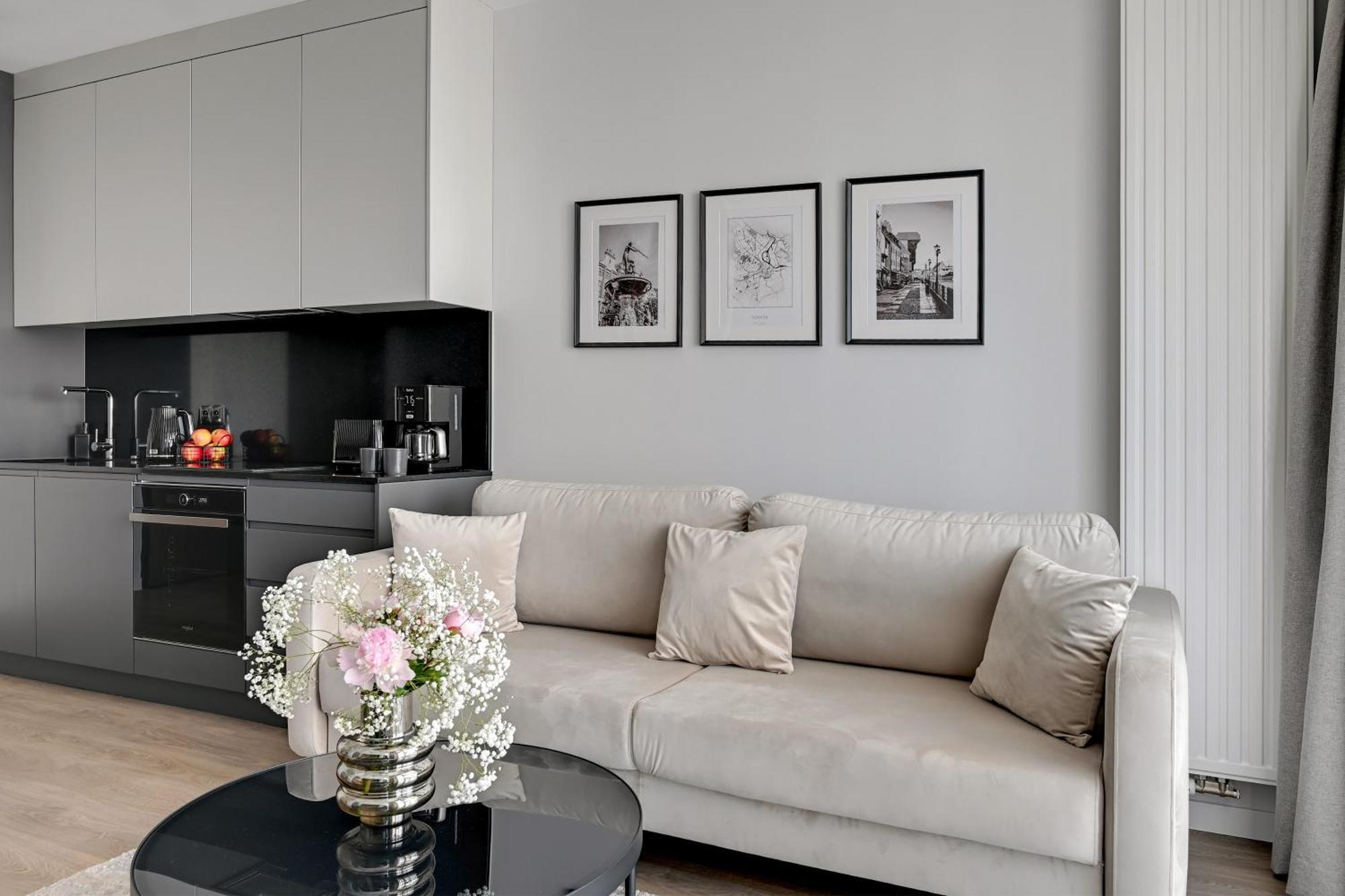 Scala City Center Apartments With Parking By Lion Apartments Danzig Exterior foto